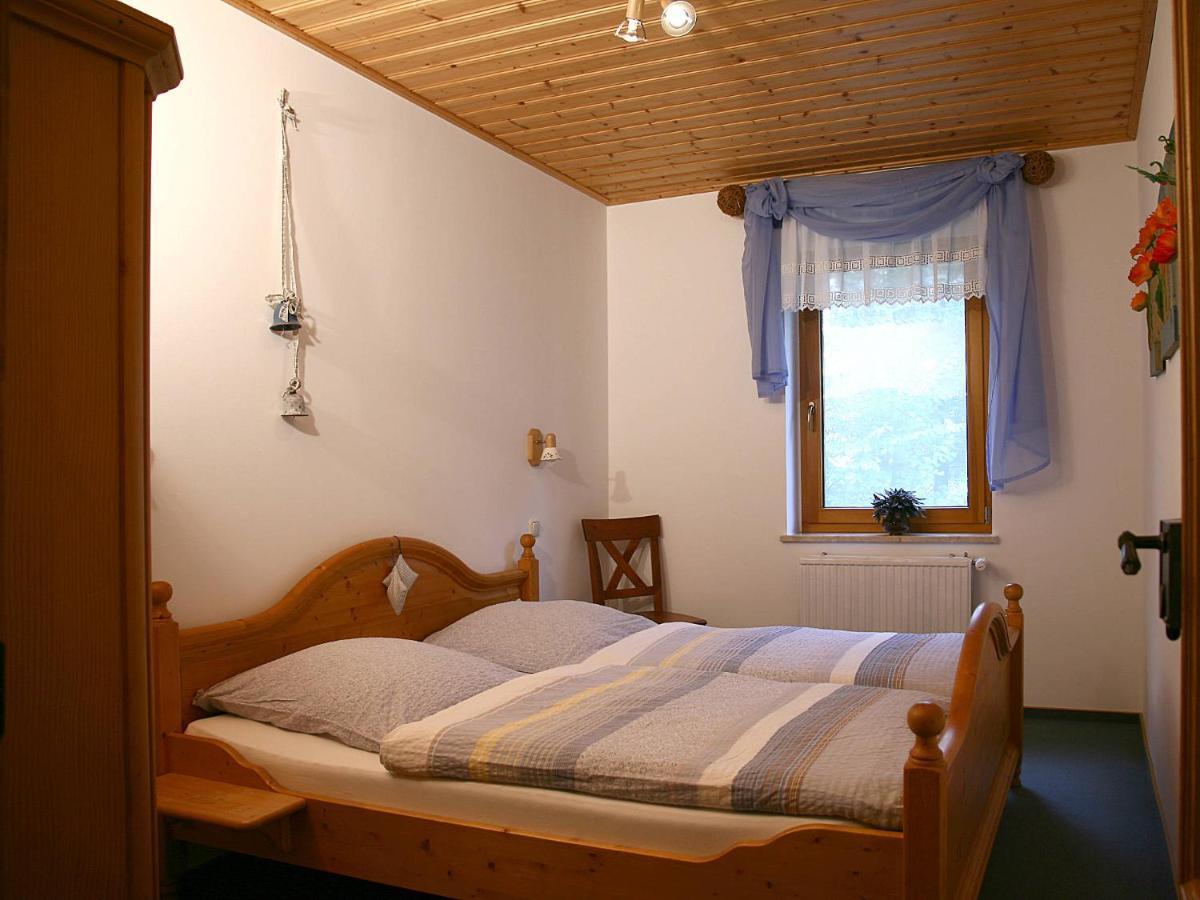 Knau Ferienhof "Alte Foersterei" מראה חיצוני תמונה